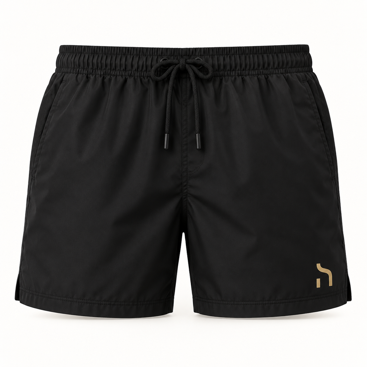 Schwarze Haensch Coast Sandy Badeshorts mit Kordelzug, Seitentaschen und kleinem goldenem Haensch-Zeichen am linken Hosenbein.
