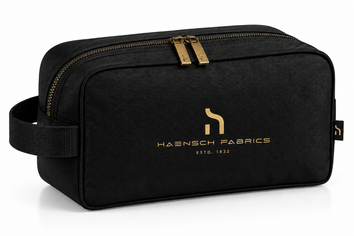 Haensch Coast Travel Wash Bag – Black & Gold
