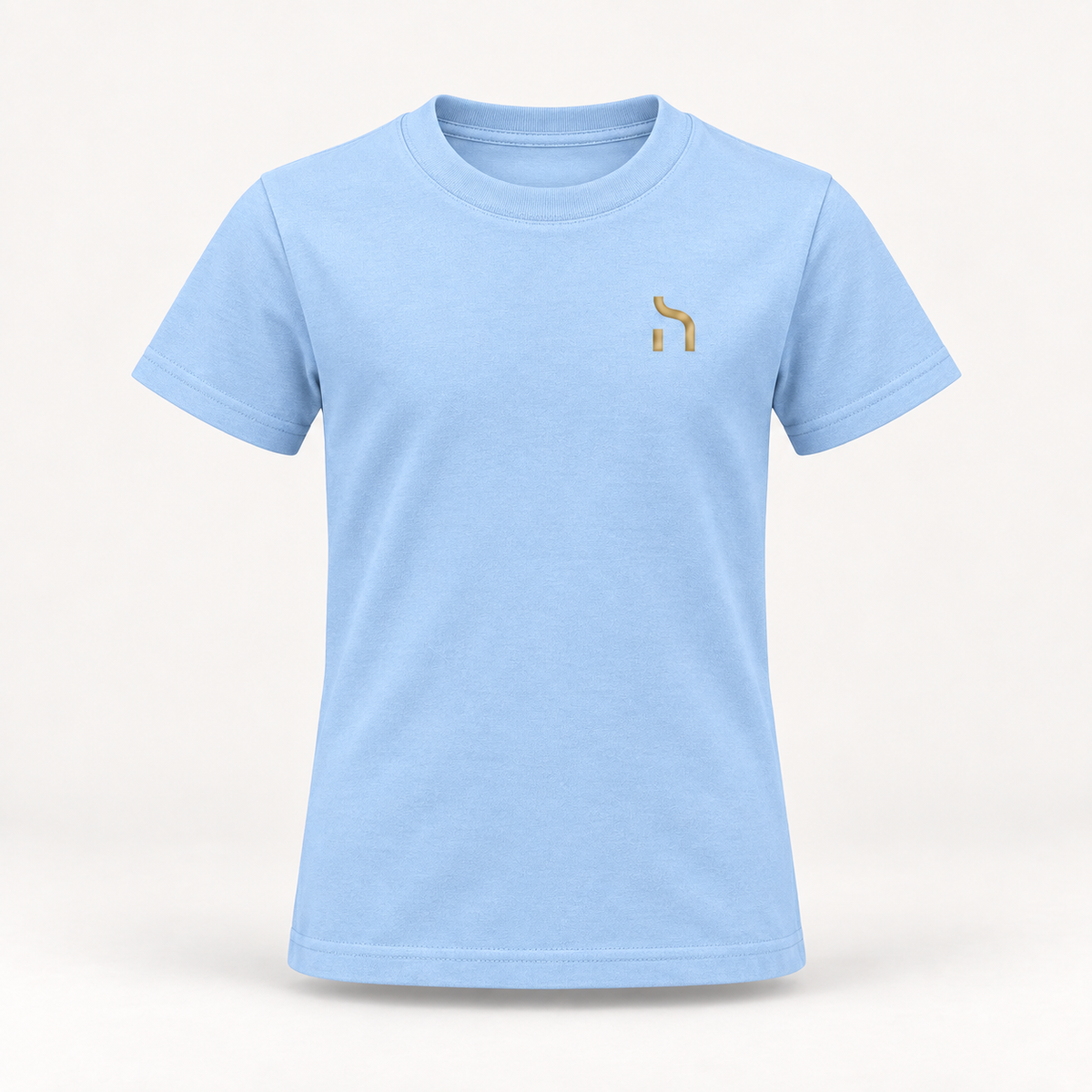 Himmelblaues Haensch Coast Kids T-Shirt mit Rundhalsausschnitt und kleinem goldenem Haensch-Zeichen auf der linken Brust.
