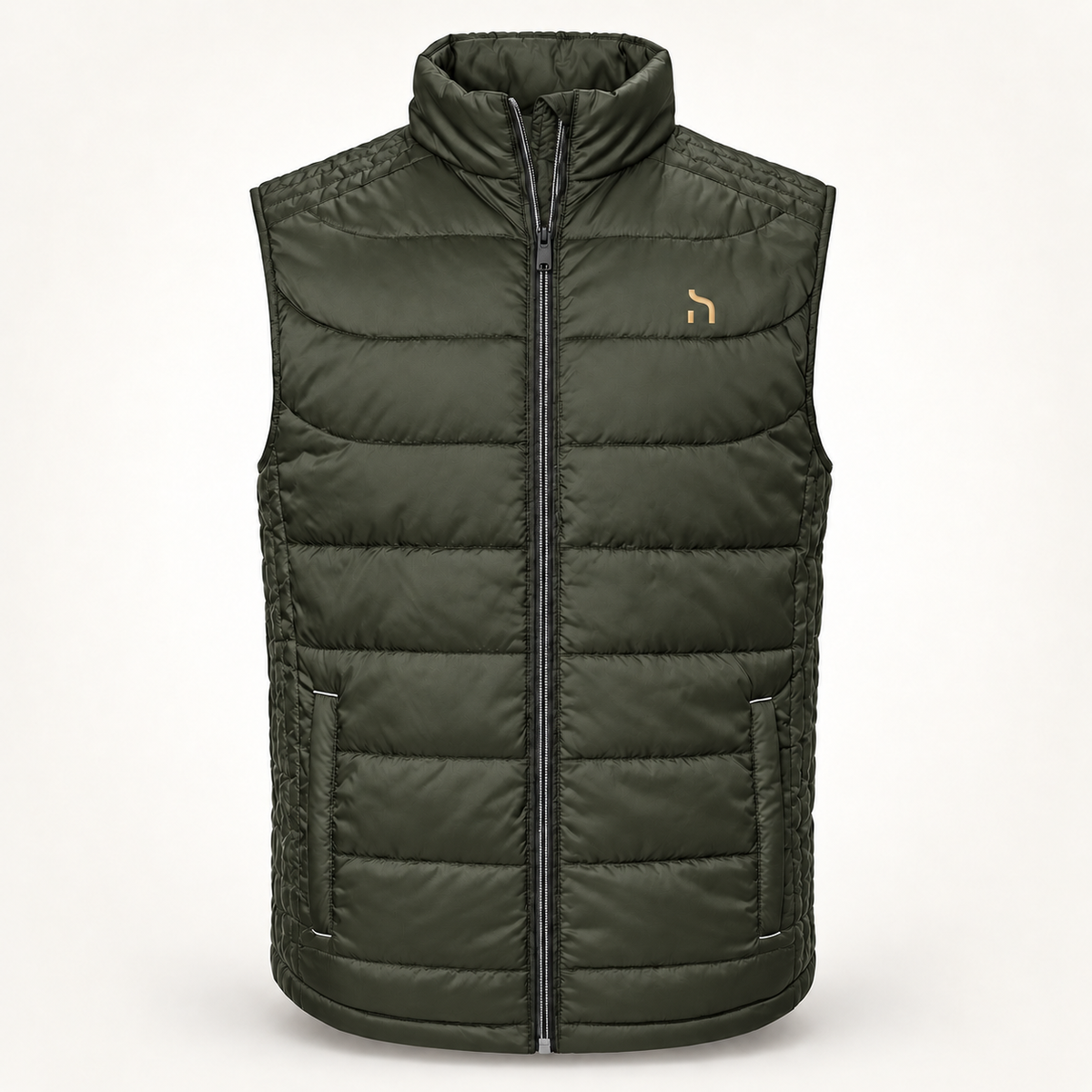 Haensch Utility Nano Bodywarmer für Herren in Dark Olive mit goldenem Hänsch-Zeichen